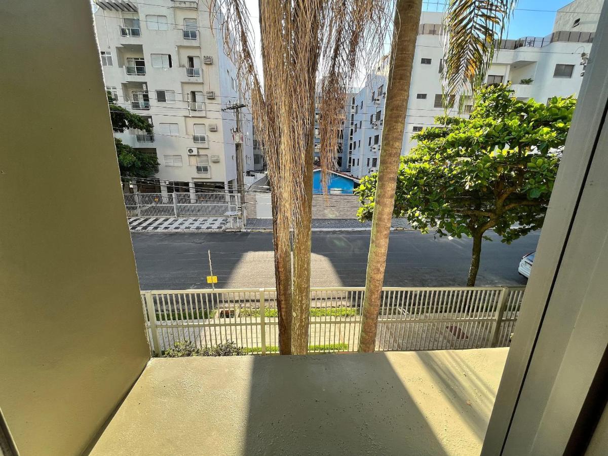 Super Aconchegante E Espacoso - Sacada Ampla E Perto Da Praia - Super Confortavel - Ap. 13 - Ed. Maison Du Parc Гуаружа Экстерьер фото
